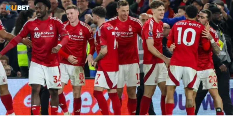 Nắm bắt tình hình hiện tại của hai đội